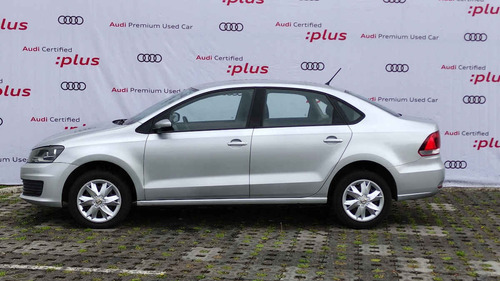 Imagen 2 de 15 de Volkswagen Vento 2020 4p Starline L4/1.6 Aut