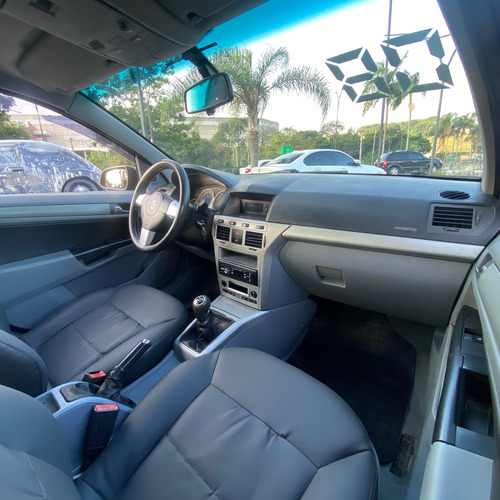 Chevrolet Vectra 2.0 Elegance Flex Power 4p
