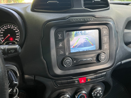 Imagen 7 de 20 de Jeep Renegade 1.8 Automatica Sport Plus Año 2018 Gris Plata
