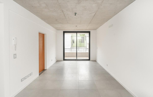 Imagen 8 de 25 de Monoambiente Con Patio Y Cochera En Excelente Zona De Núñez