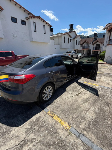 Kia Cerato PRO EX 1.6l