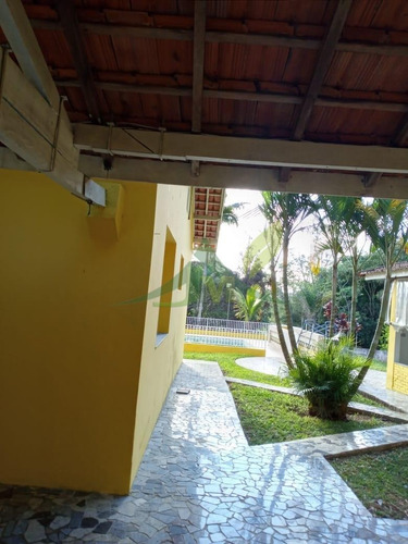 Chácara À Venda Em Em Piracaia No Asfalto Com 12 Mil Metros - 1639