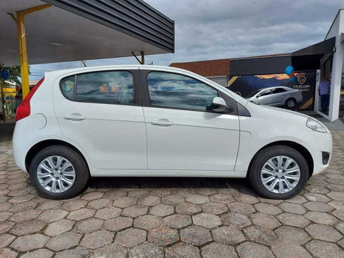 Imagem 4 de 9 de Fiat Palio Essence 1.6 16v