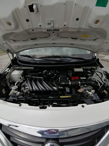 Imagen 9 de 15 de Nissan Versa 2019
