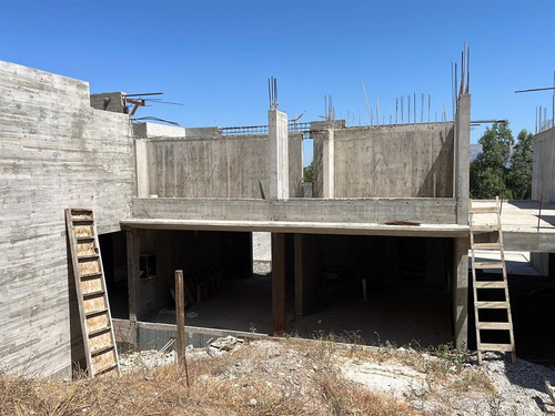 Casa En Venta En Valle Escondido