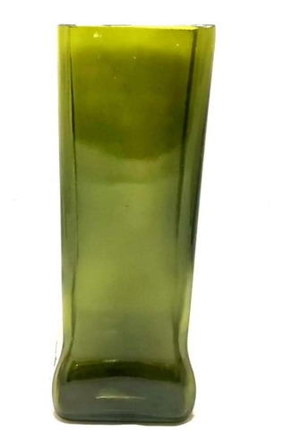 Imagen 2 de 2 de Florero Reciclado De Botella Cuadrada