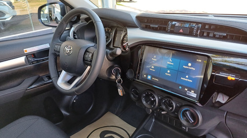 Toyota Hilux Sr 4x4 2.8 At 0km Financiada