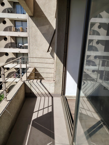 Lindo E Iluminado Departamento En Cuarto Piso