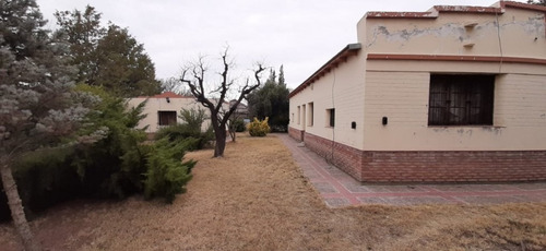 Venta Hermosa Finca Con Pileta Y Quincho!