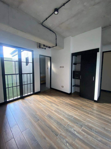 Imagen 2 de 5 de Apartamento En Renta Zona 14 La Villa, Guatemala