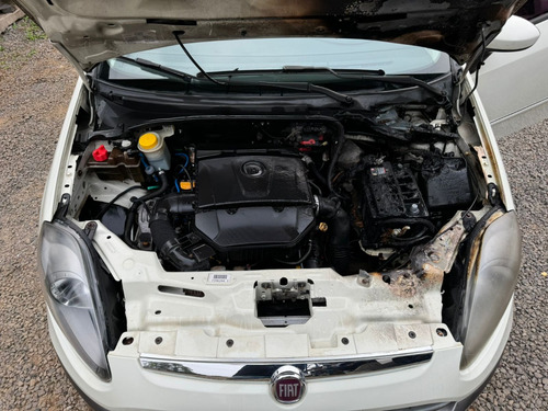 Fiat Punto 1.8 2014 Flex 132cvs Manual - Solicite Peças