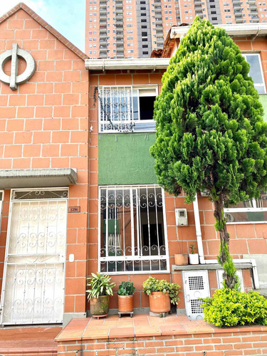 Imagen 1 de 13 de Casa De 3 Habitaciones Mas Estudio, 3 Baños