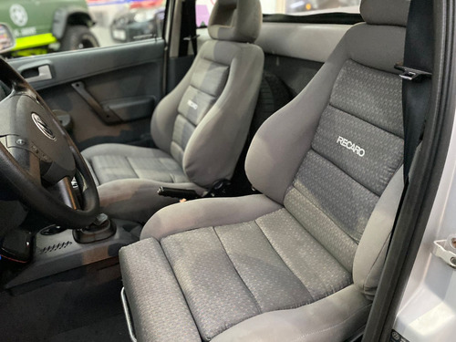 Volkswagen Saveiro 1.8 City Total Flex 2p