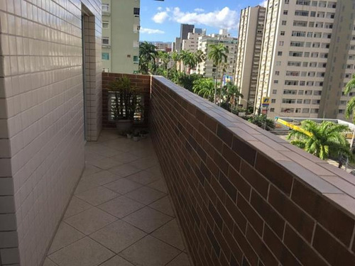Imagem 4 de 14 de Frente Com Sacada Coração Do Gonzaga 3 Dorms Deps Empregada
