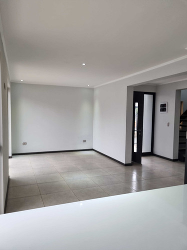 Arriendo Casa Villa Don Matias (93023)