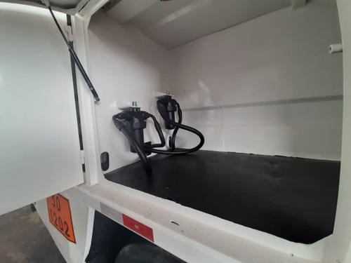 Imagem 19 de 25 de Volkswagen 15-180 2012 4x2 Comboio Urso Completo Operacional