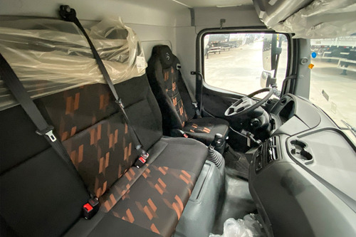 Caminhão Mb Atego 1719 4x2 24/25 Comboio 6.000l Impacto