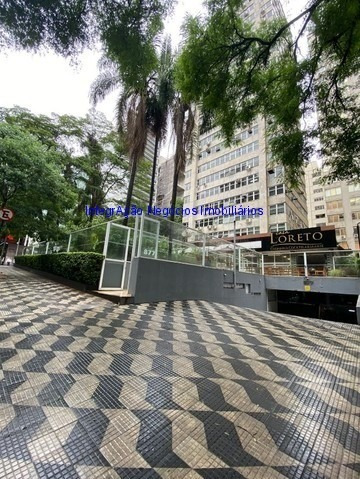 Imagem 1 de 10 de Conjunto Comercial 67m², 02 Banheiros E 02 Vagas Na Garagem. Condomínio Com Recepção E Segurança 24hrs. Excelente Localização - 22021402 - 70581204