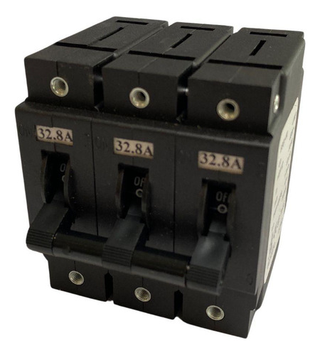 Disjuntor Trifasico 220v Do Gerador A Gasolina Toyama