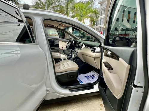 Kia Sorento Ex Clean Carfax