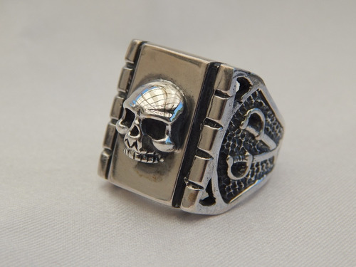 Anillo Tipo Sello Con Calavera.