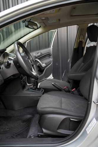 Ford Fiesta Kinetic 1.6 Design 120cv Titanium