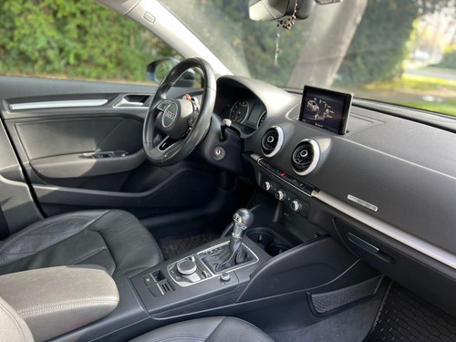 Imagen 13 de 15 de Audi A3 Sportback 1.4 Tfsi