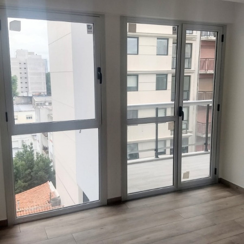 Imagen 5 de 11 de Piso 3 Amb Balcón A Estrenar Plaza Mitre Con Cochera