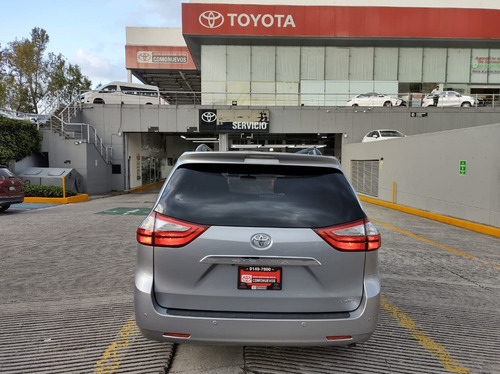 Imagen 3 de 15 de Toyota Sienna Limited Modelo 2017