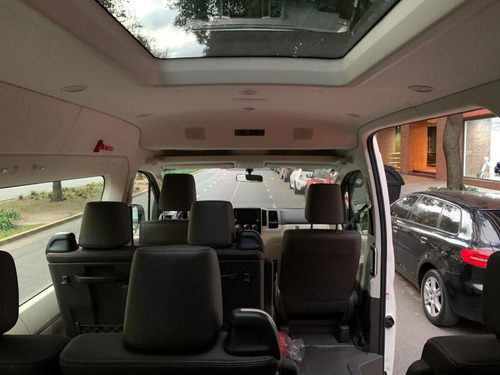 Toyota Hiace 2.8 Tdi Commuter 6at 14a