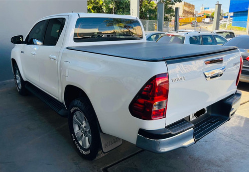 Toyota Hilux Caminhonete 2.8 16V SRV 4X4 DIESEL CABINE DUPLA AUTOMÁTICO