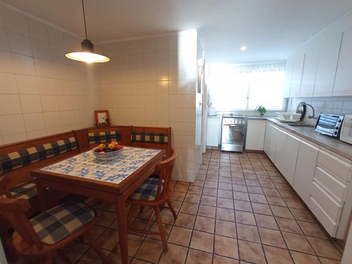 Imagen 13 de 30 de Venta Apartamento 3 Dormitorios En Suite Mas Dependencia Vista Al Mar Punta Del Este