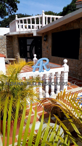 Imagen 12 de 15 de Casa En Venta Los Corales Caraballeda 4 Habitaciones Y 4 Baños 540 Mts