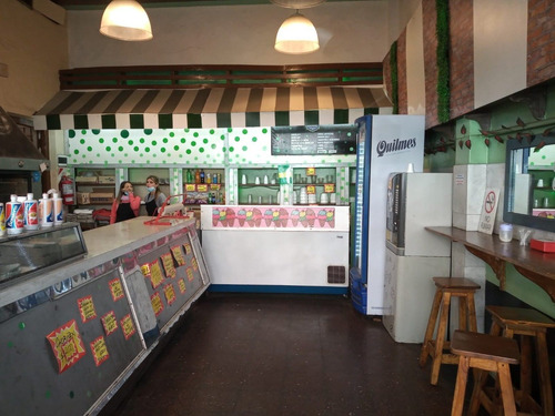 Imagen 10 de 11 de Parrilla- Empanadas-comidas Parar Llevar- Queseria- Fiambreria- Panchos