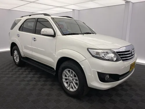 Toyota Fortuner 2.7 AT 4X4