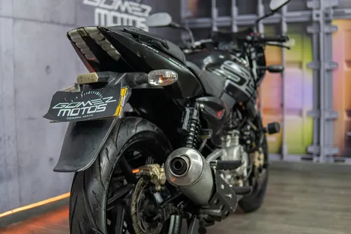 Bajaj Pulsar Ss 220 2016