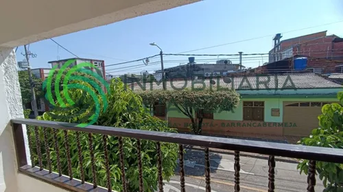 Apartamento En Arriendo En Pueblo Nuevo. Cod A16394
