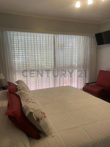 Casa En Venta En La Plata De 3 Dormitorios