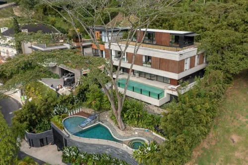 Casa En Venta En Loma De Los Balsos Superior. Cod V11722