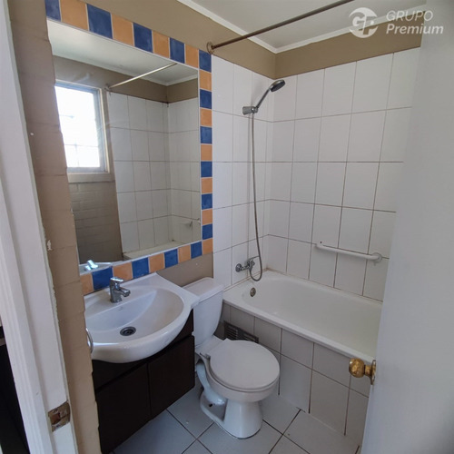 Casa En Venta De 3d 2b Y 1e En Puente Alto