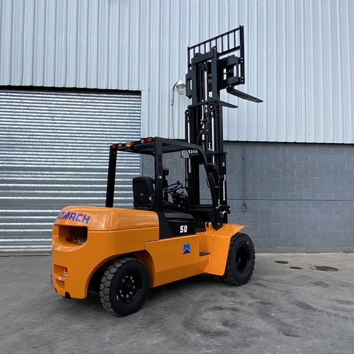 Imagen 9 de 15 de Autoelevador 5 Toneladas 5000 Kg Triple Torre 4.5m