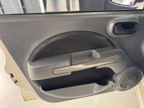 Fiat Uno 1.4 WAY SEGURIDAD 5P L10