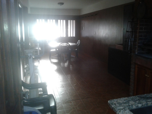 Imagen 24 de 30 de Venta Chalet 4 Ambientes - España 4000
