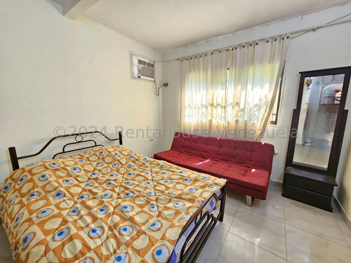 Cómoda Casa En Venta Ubicada En Maracay Urb Villas Ingenio Ii Db 24-20481