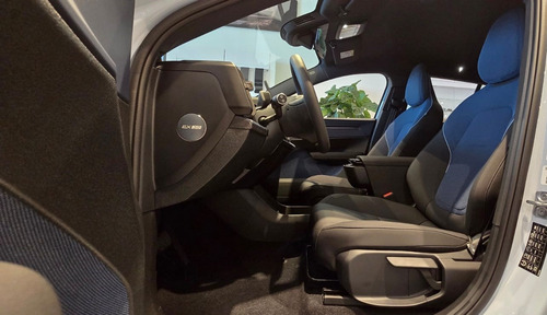Volvo EX30 Core E40