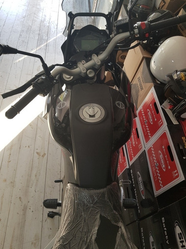 Imagen 8 de 8 de Benelli Trk 251 En Sbk Motos!!