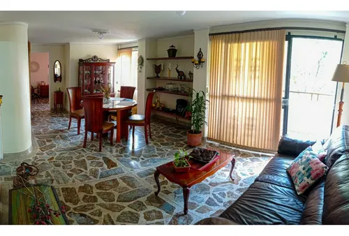 Venta De Apartamento En Laureles
