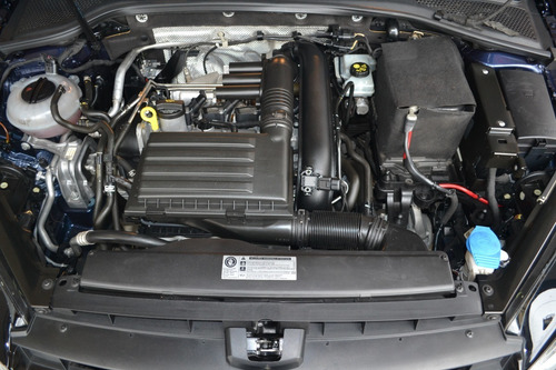 Volkswagen Golf Variant 1.4 Comfortline M/t 2015- Imolaautos