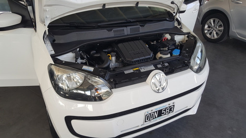 Volkswagen Up! 2014 1.0 Move Up! 75cv 5 P