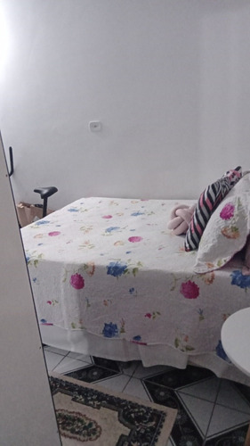 Casa1 São 4 Cômodos Casa2 São Dois Cômodos E 1 Banheiro
